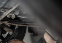 Profesjonalna wymiana i regeneracja uszczelniaczy skrzyni biegów – serwis przekładni samochodowych uszczelniacze skrzynia